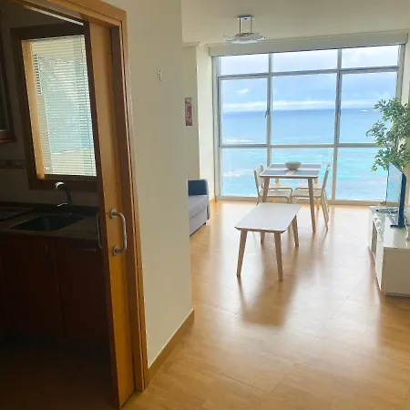 Acogedor Con Vistas Al Mar.