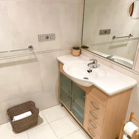 Apartment Acogedor Con Vistas Al Mar. *